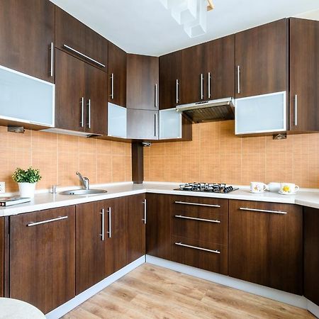 Apartament Europa 22 Ul.Szeroka Tomaszow Mazowiecki Luaran gambar